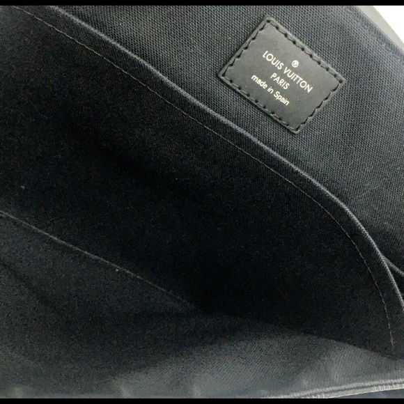 Louis Vuitton Damier Graphite Messenger MM - Picture 6 of 8